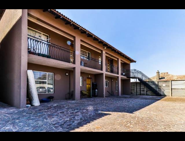 2 BEDROOM PROPERTY TO RENT IN GEDULD